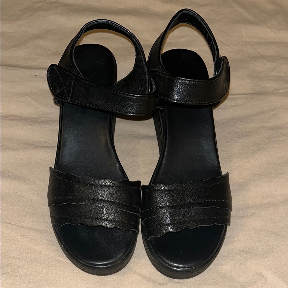 Black Women's Sandals